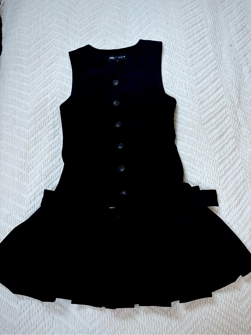 NWT❗️Zara Black Sleeveless Button-Front Pleated Dress